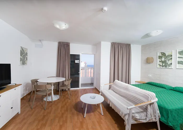 Tinerfe Garden Aparthotel 3*