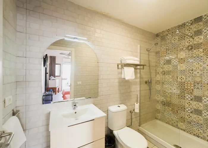 提纳弗花园公寓式酒店 3*