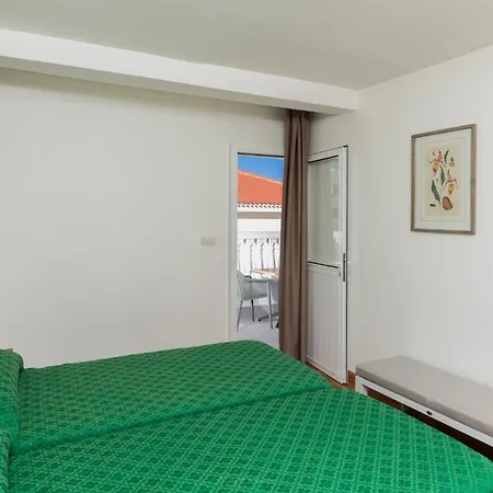 Tinerfe Garden Aparthotel