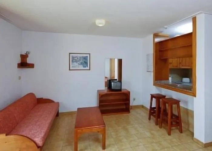 Tinerfe Garden アパートホテル アデヘ