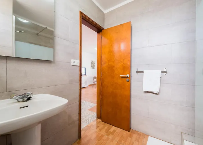 アパートホテル Tinerfe Garden 3*