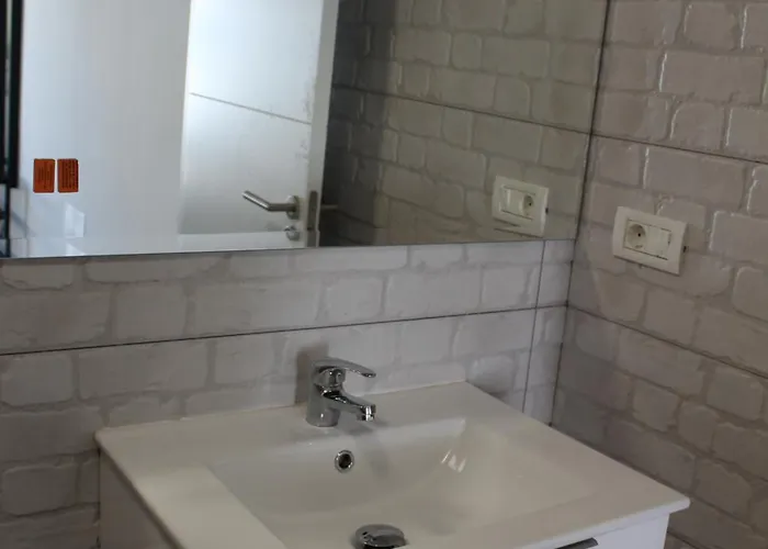 Tinerfe Garden アデヘ